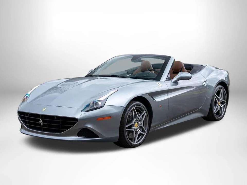 2017 Ferrari California T - Image 6 of 31
