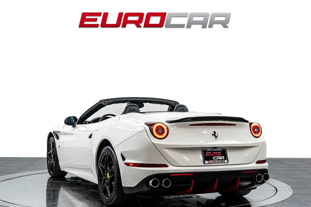 2017 Ferrari California T - Image 4 of 31