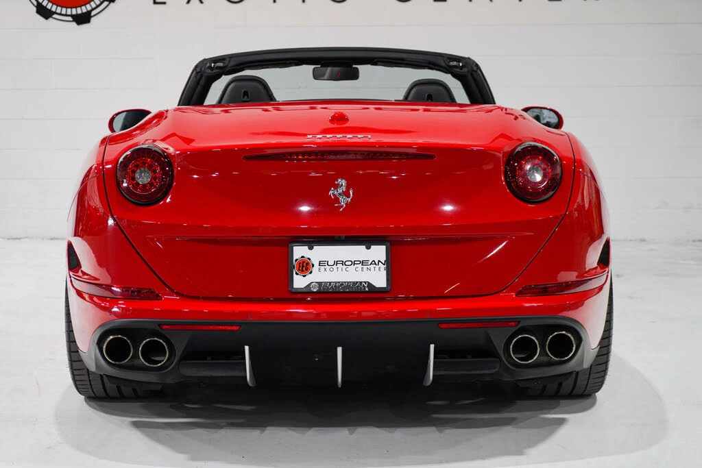 2017 Ferrari California T - Image 3 of 31