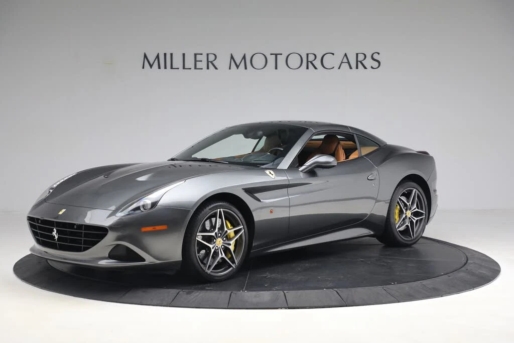 2017 Ferrari California T - Image 10 of 31