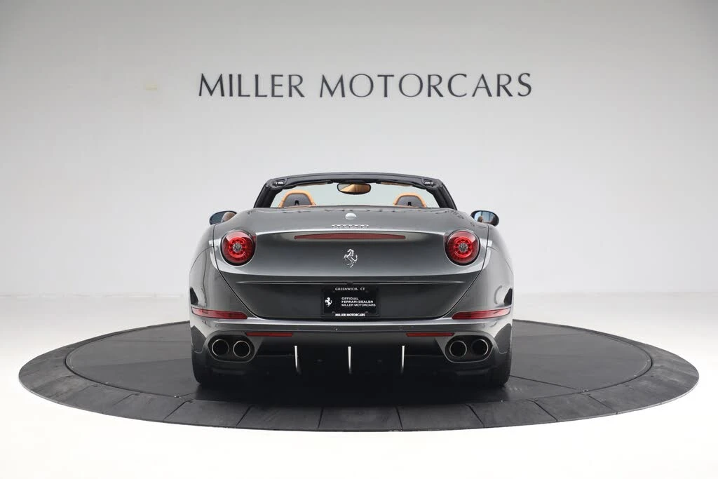 2017 Ferrari California T - Image 6 of 31