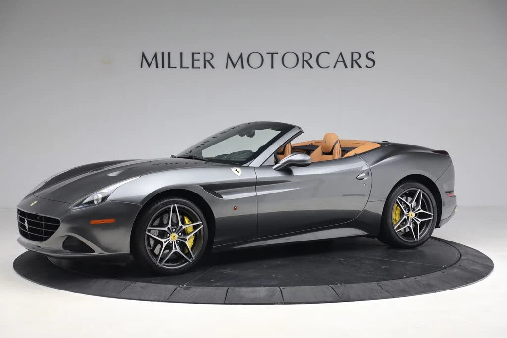2017 Ferrari California T - Image 2 of 31