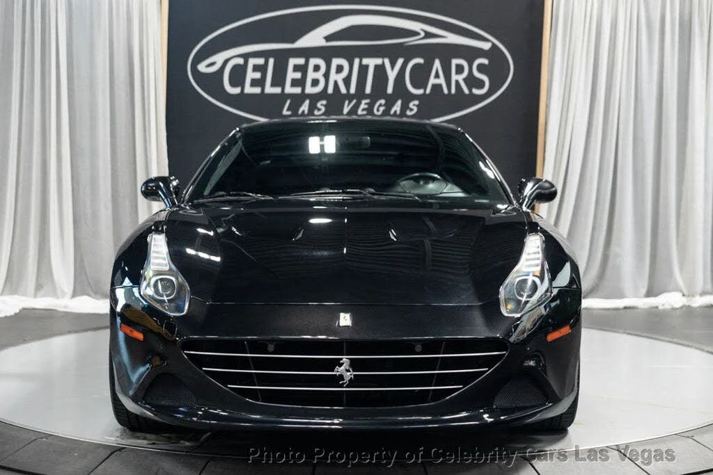 2017 Ferrari California T - Image 14 of 31
