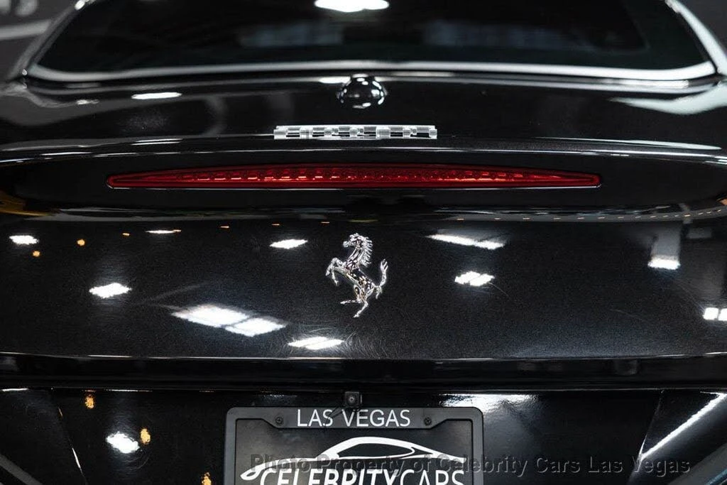 2017 Ferrari California T - Image 6 of 31