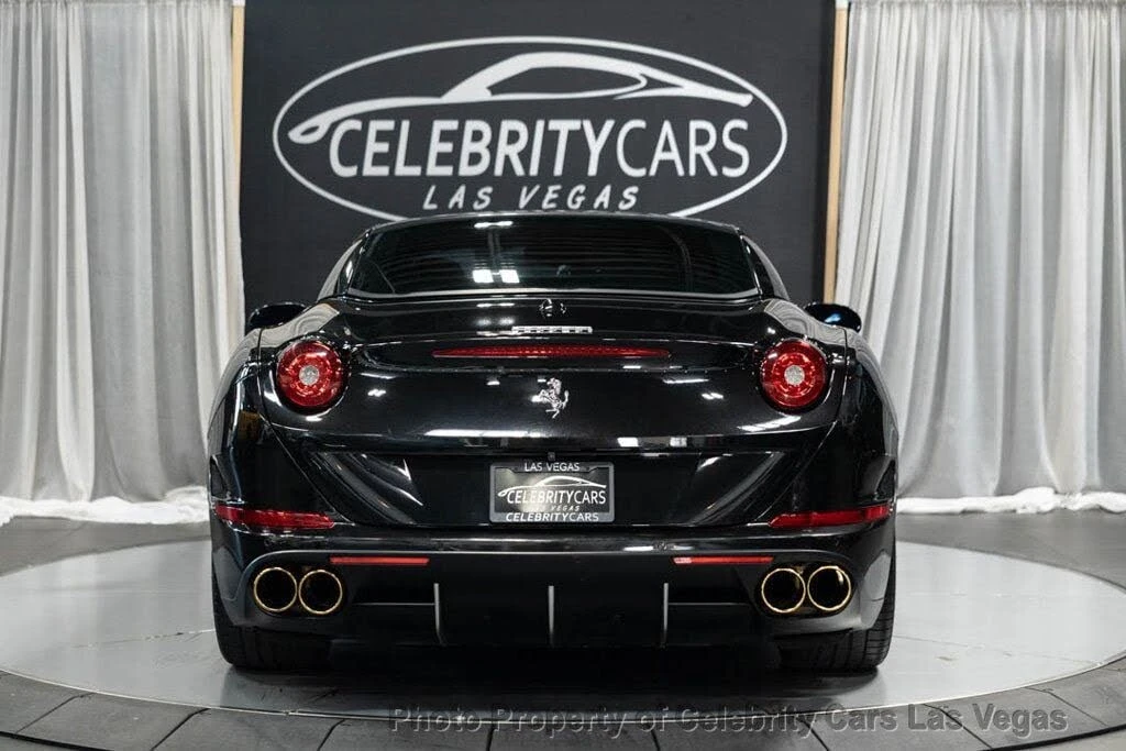 2017 Ferrari California T - Image 3 of 31