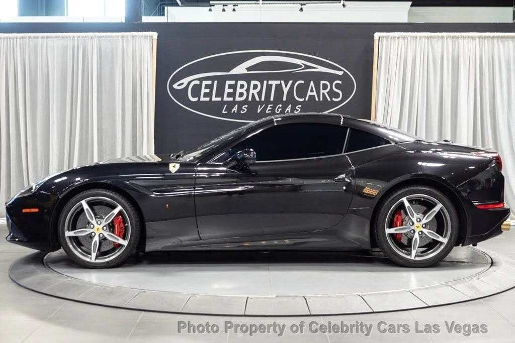 2017 Ferrari California T - Image 19 of 31
