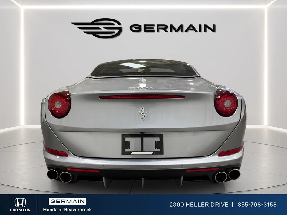2017 Ferrari California T - Image 7 of 30
