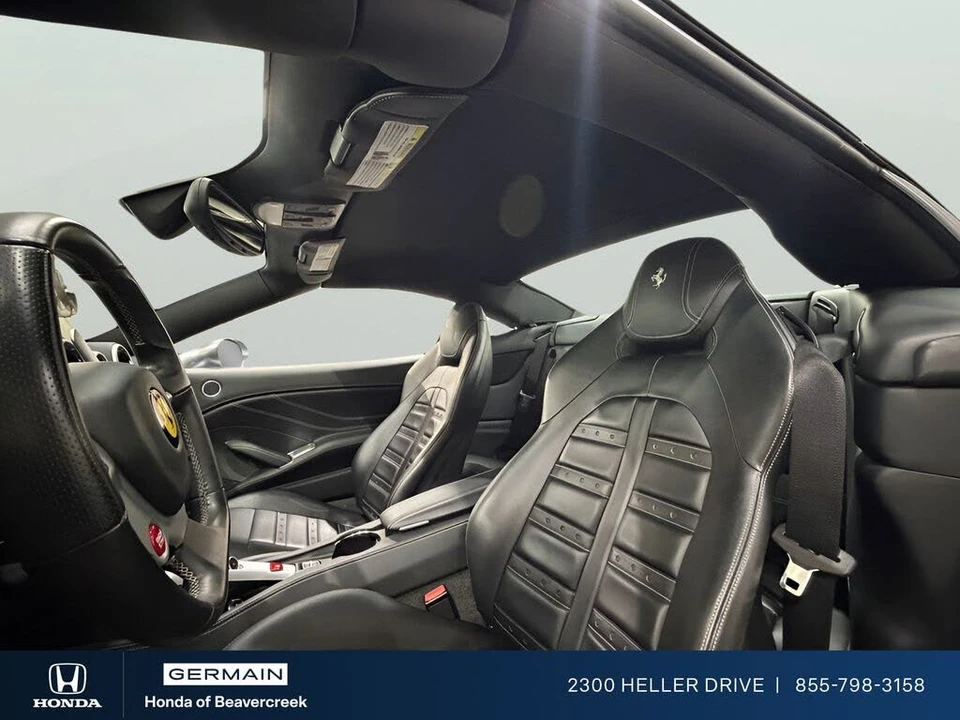 2017 Ferrari California T - Image 18 of 30