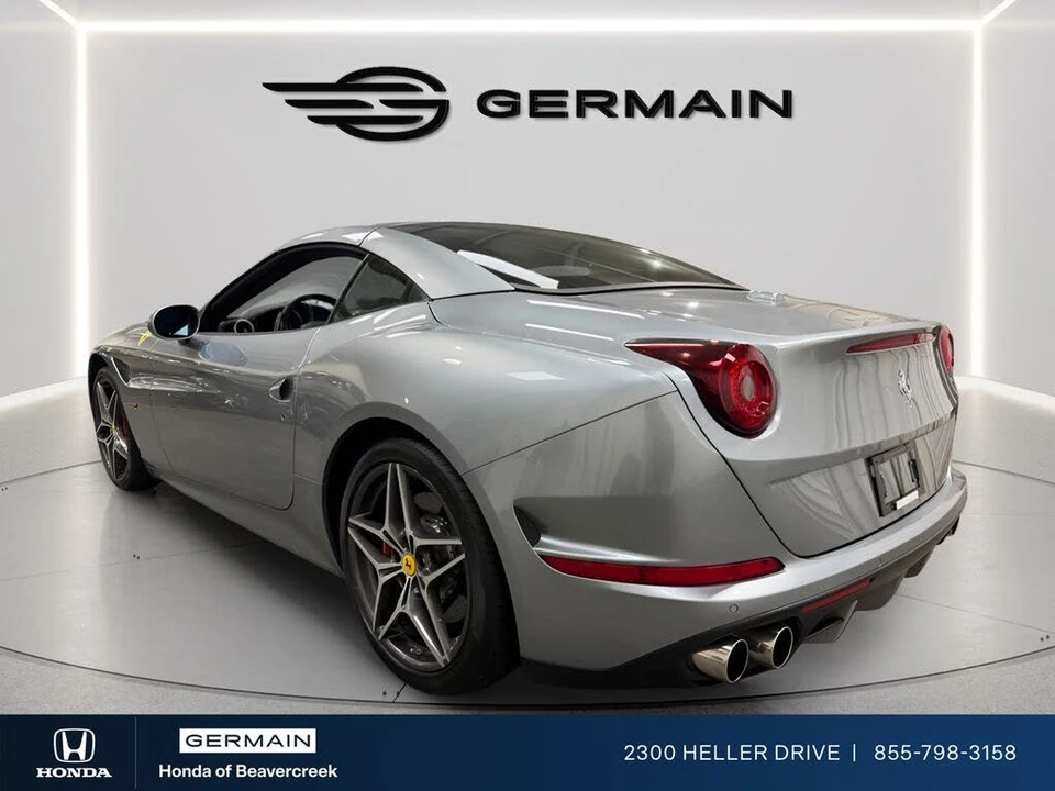 2017 Ferrari California T - Image 6 of 30
