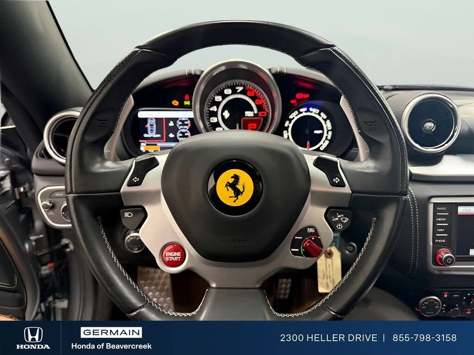 2017 Ferrari California T - Image 24 of 30