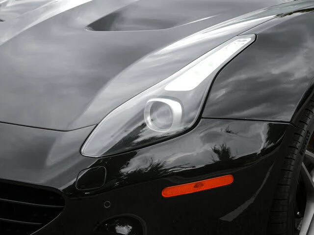 2017 Ferrari California T - Image 6 of 31