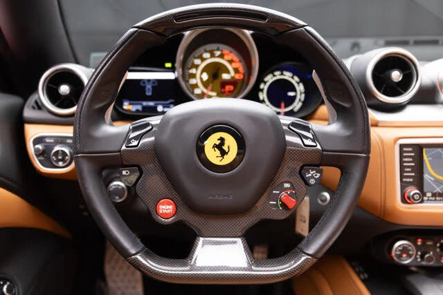 2017 Ferrari California T - Image 7 of 31