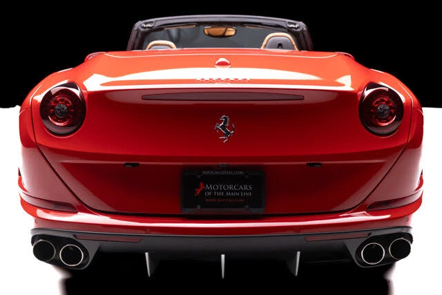 2017 Ferrari California T - Image 23 of 31