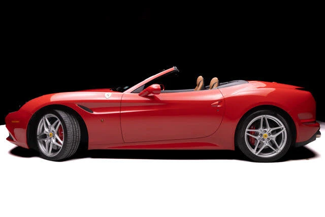 2017 Ferrari California T - Image 20 of 31