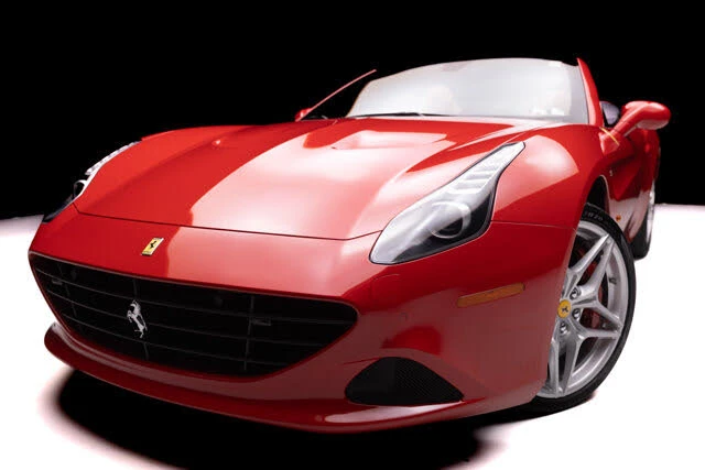 2017 Ferrari California T - Image 19 of 31