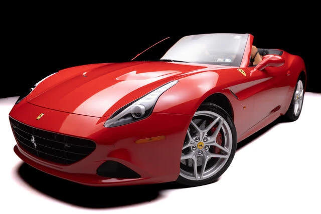 2017 Ferrari California T - Image 18 of 31