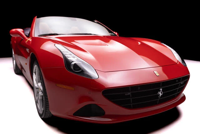 2017 Ferrari California T - Image 28 of 31