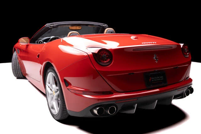 2017 Ferrari California T - Image 22 of 31