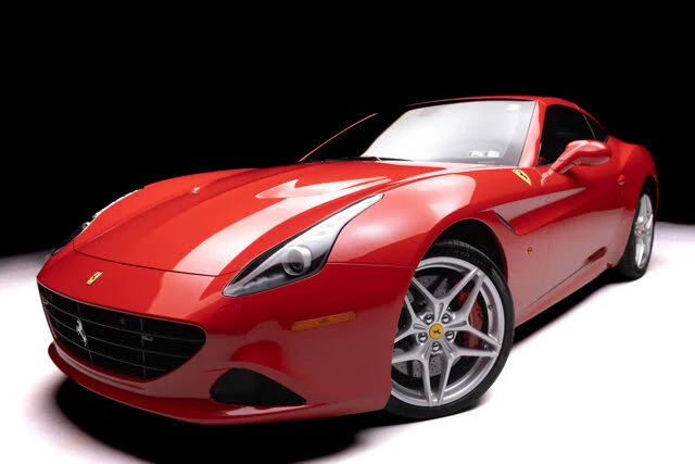 2017 Ferrari California T - Image 30 of 31