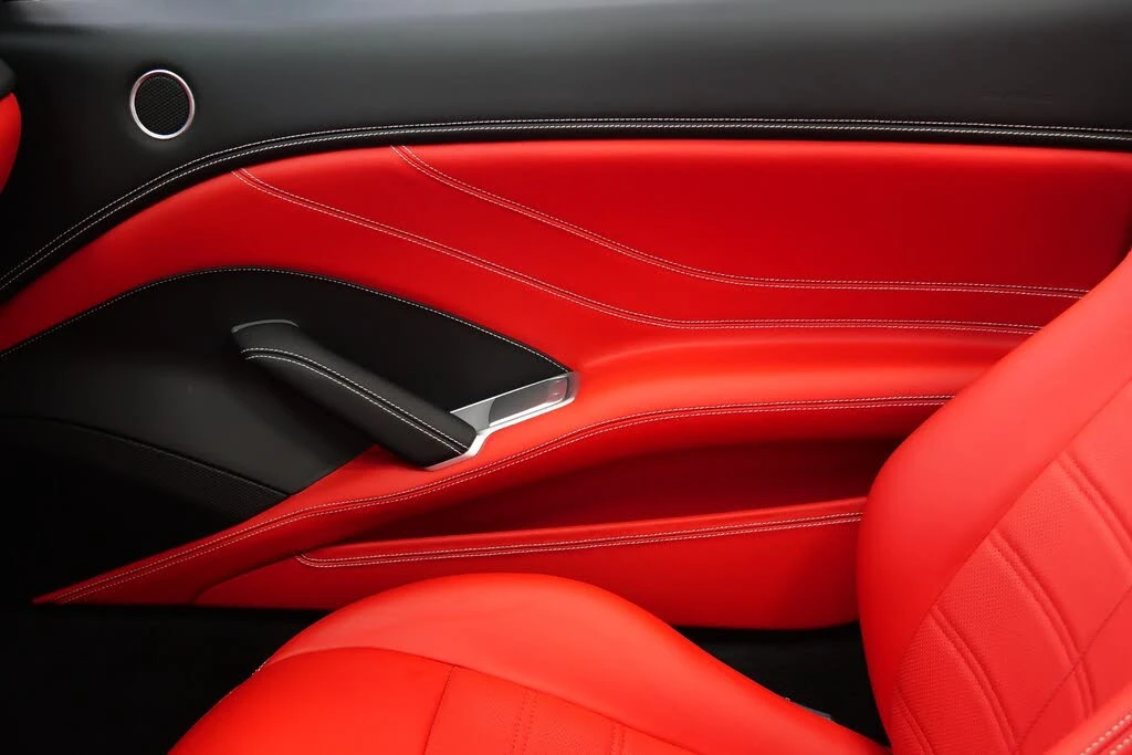 2017 Ferrari California T - Image 30 of 31