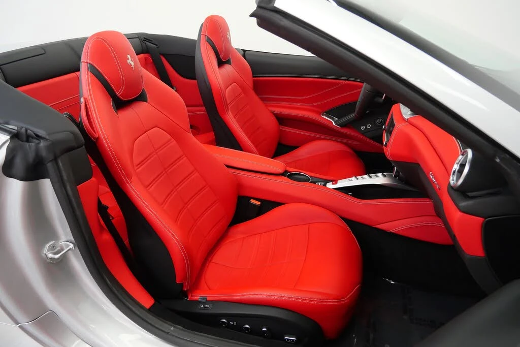 2017 Ferrari California T - Image 23 of 31