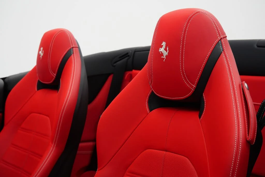 2017 Ferrari California T - Image 24 of 31