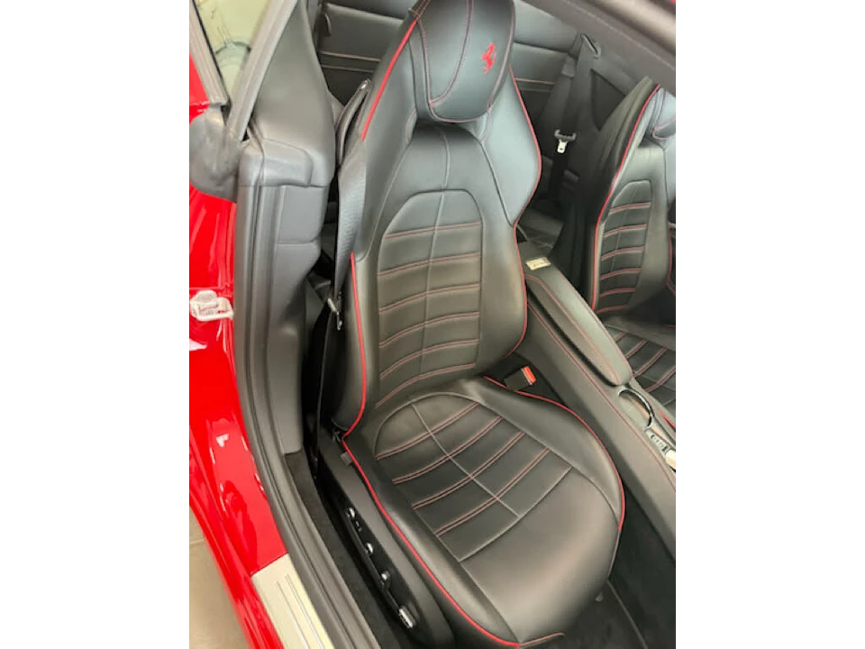 2017 Ferrari California T - Image 10 of 12
