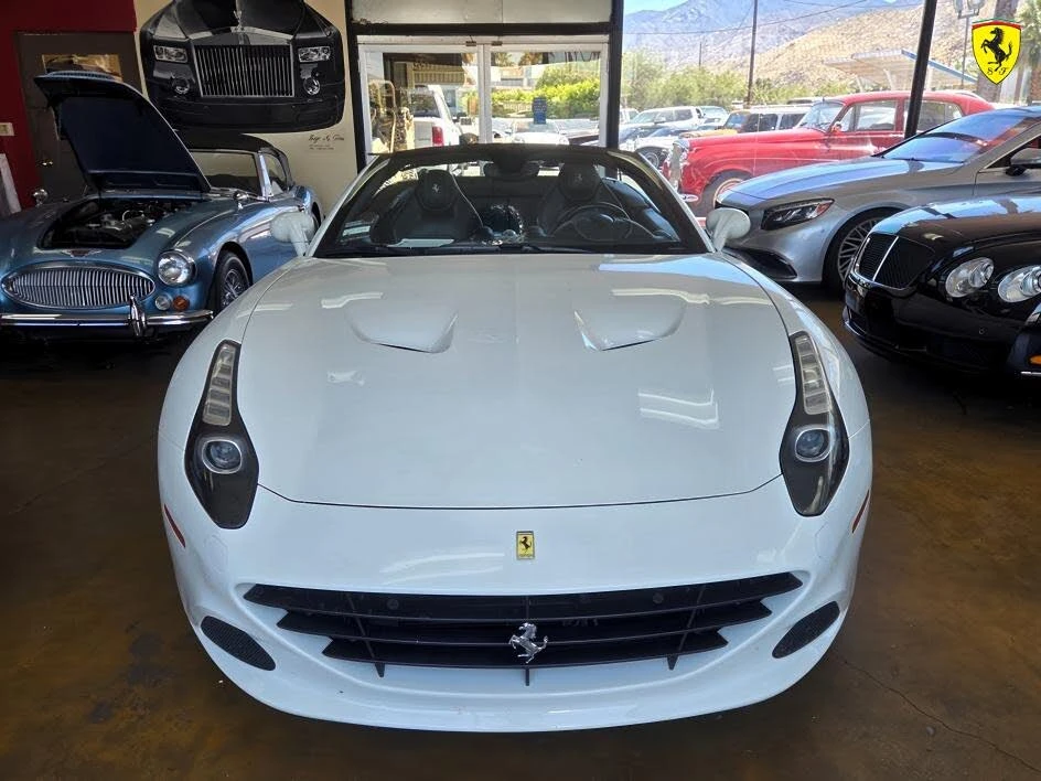 2017 Ferrari California T - Image 2 of 7