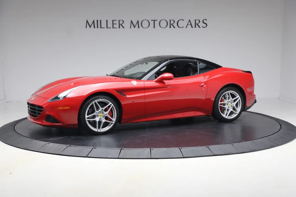 2017 Ferrari California T - Image 30 of 31