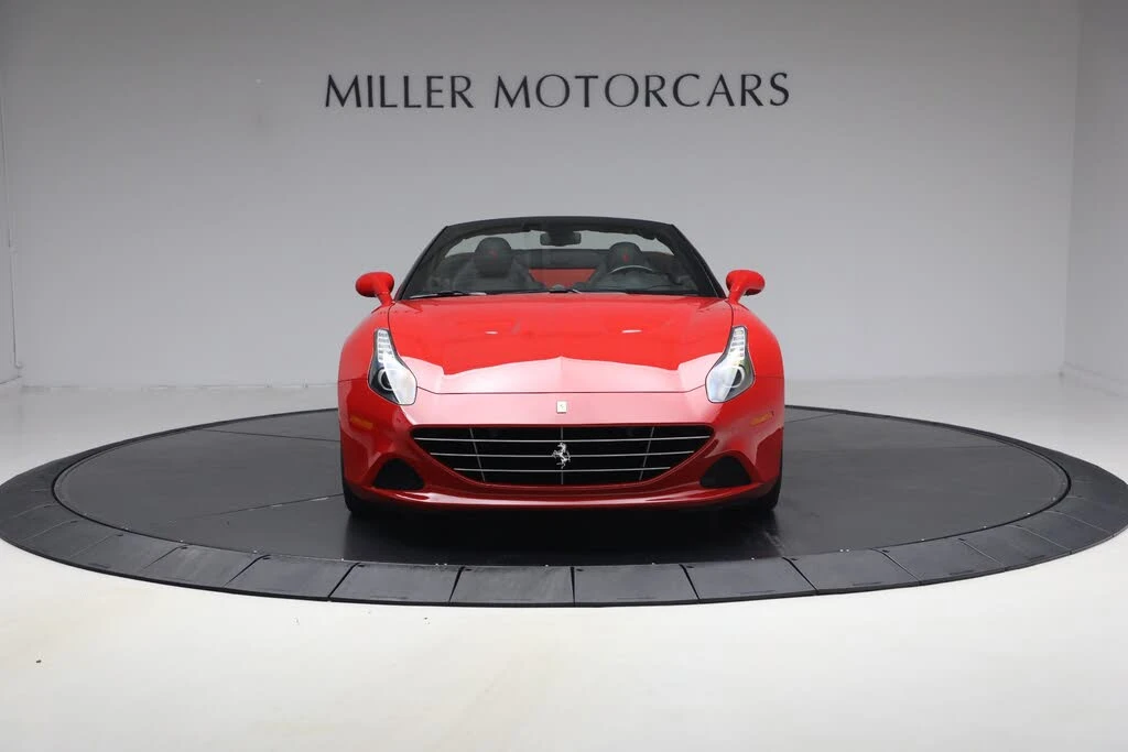 2017 Ferrari California T - Image 12 of 31