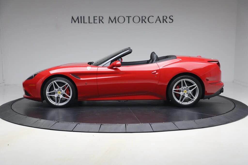 2017 Ferrari California T - Image 3 of 31