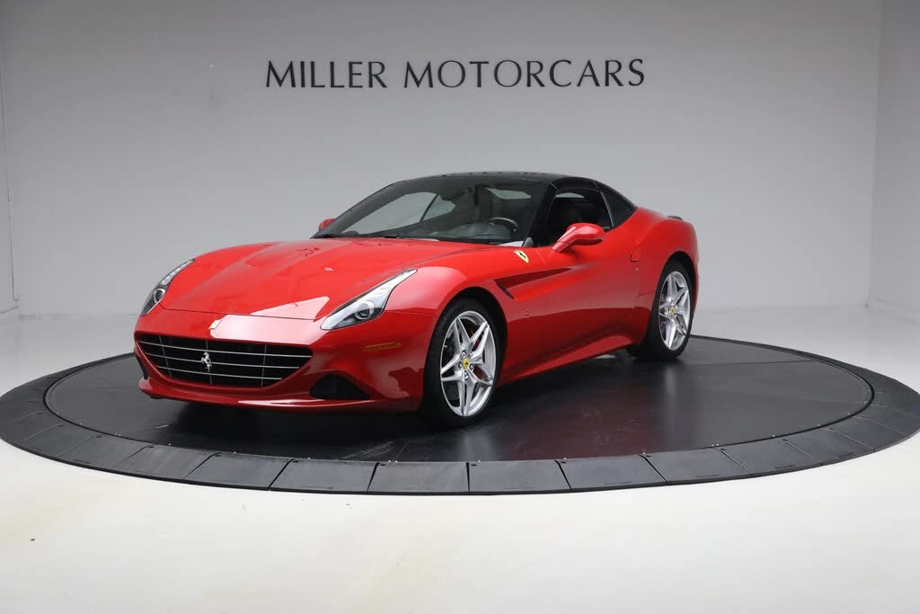 2017 Ferrari California T - Image 29 of 31