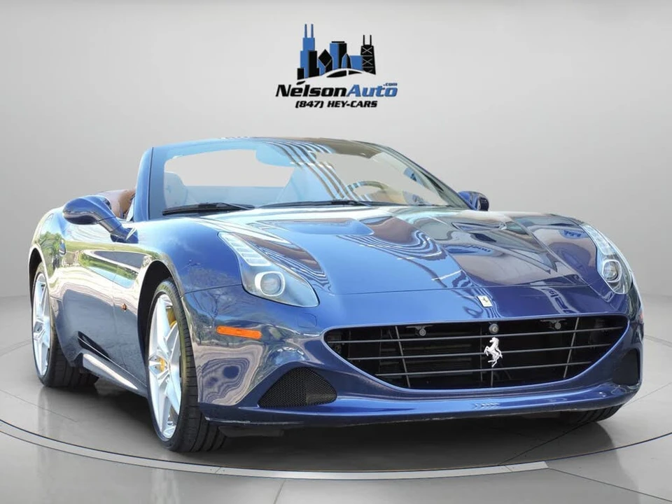 2017 Ferrari California T - Image 12 of 31