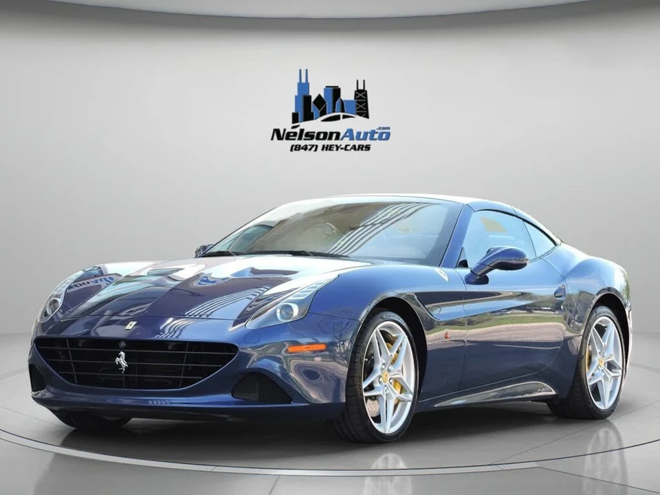 2017 Ferrari California T - Image 9 of 31