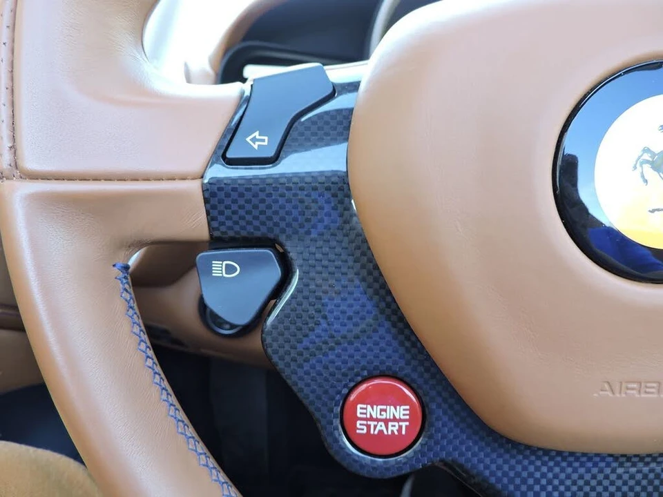 2017 Ferrari California T - Image 24 of 31