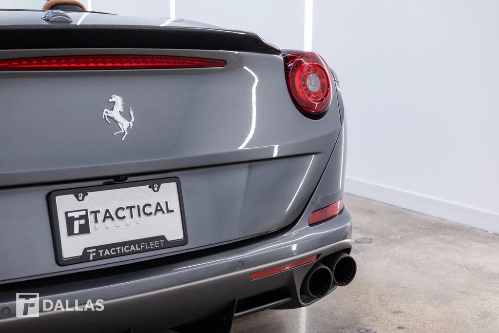 2017 Ferrari California T - Image 12 of 31