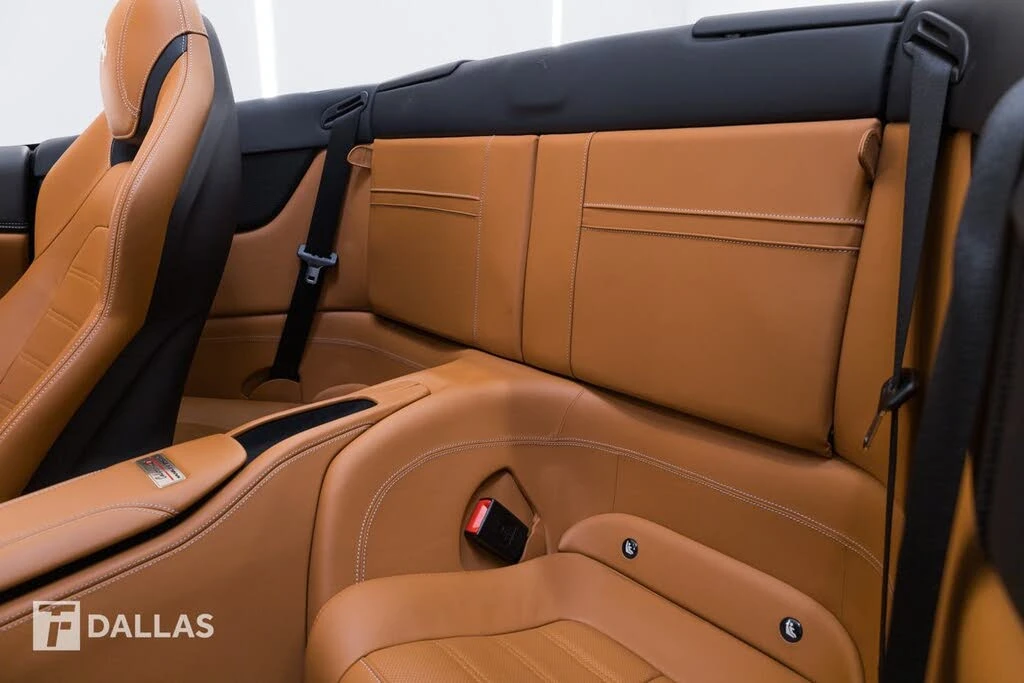 2017 Ferrari California T - Image 28 of 31