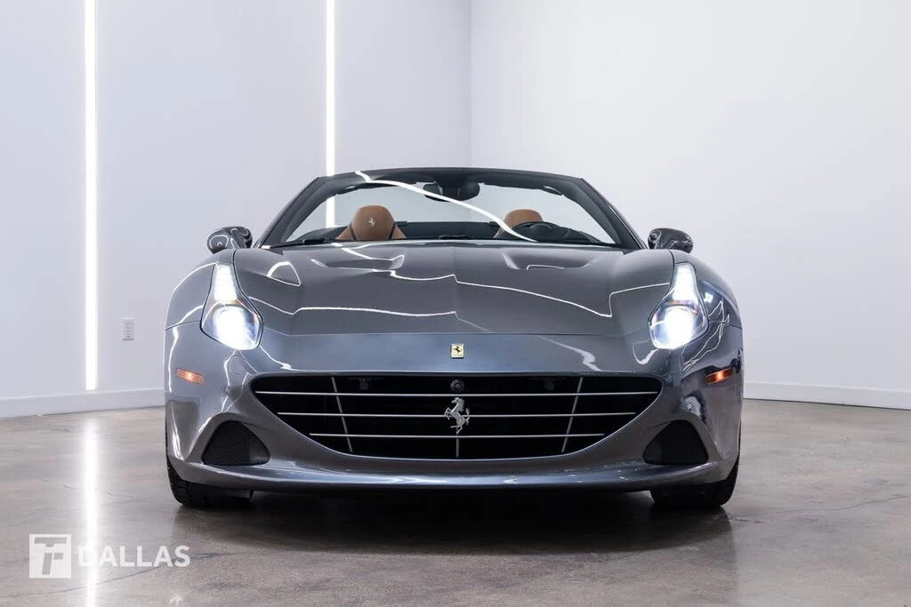 2017 Ferrari California T - Image 6 of 31