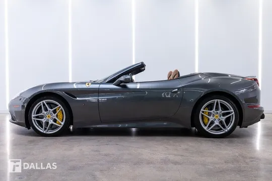 2017 Ferrari California T Roadster