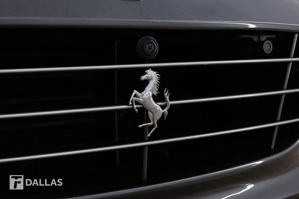 2017 Ferrari California T - Image 23 of 31