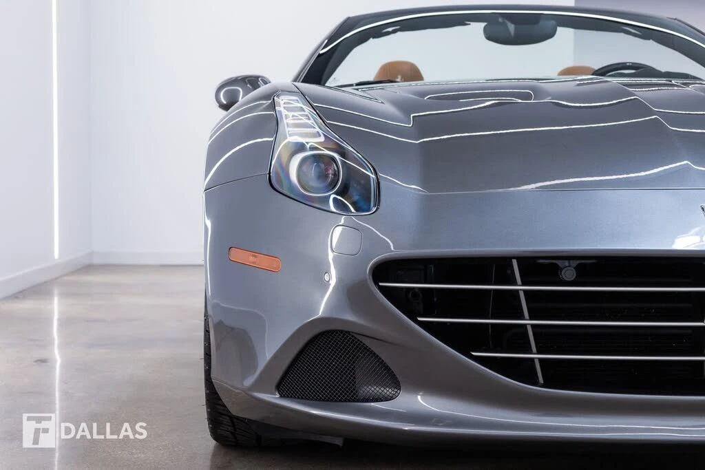2017 Ferrari California T - Image 7 of 31