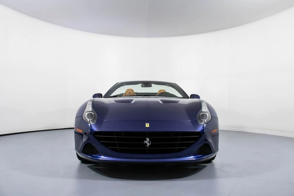 2017 Ferrari California T - Image 11 of 31