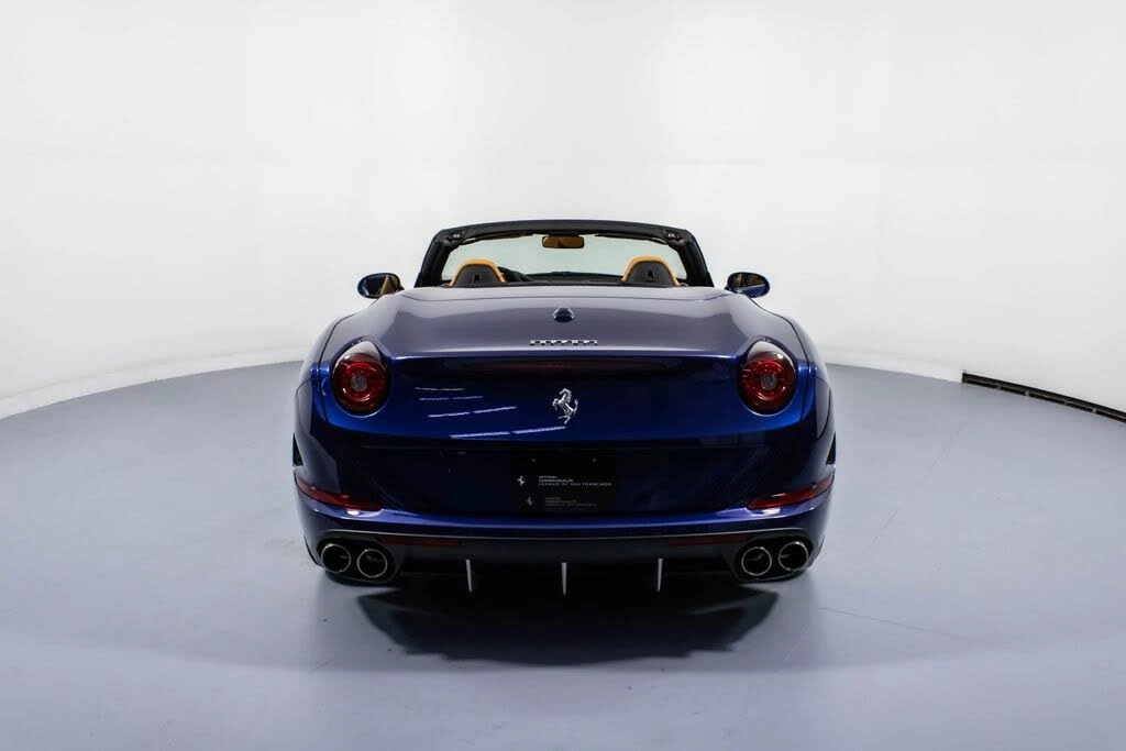 2017 Ferrari California T - Image 7 of 31