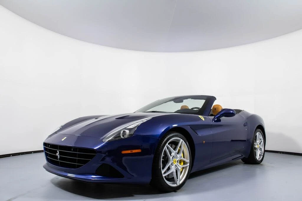 2017 Ferrari California T - Image 29 of 31