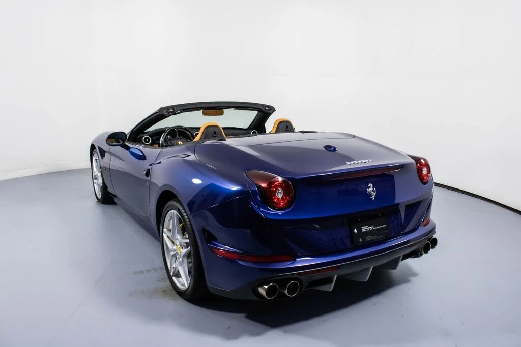 2017 Ferrari California T - Image 26 of 31