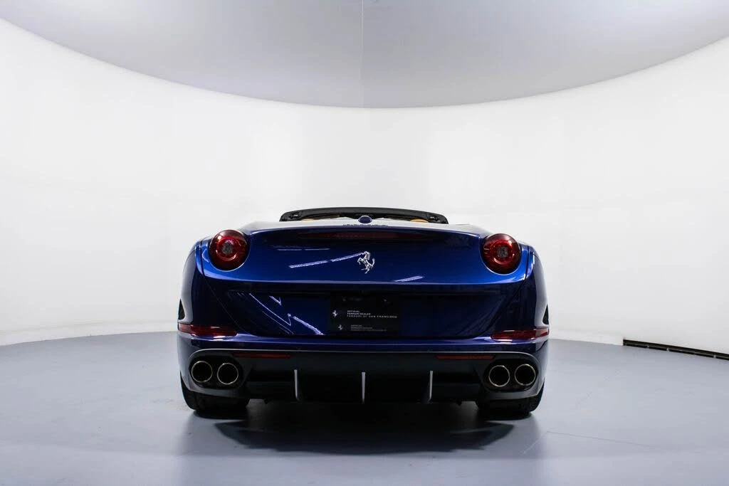 2017 Ferrari California T - Image 21 of 31