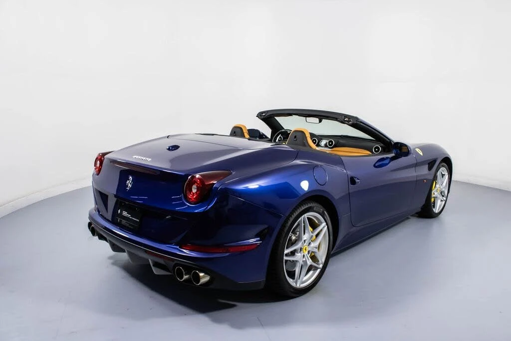 2017 Ferrari California T - Image 2 of 31