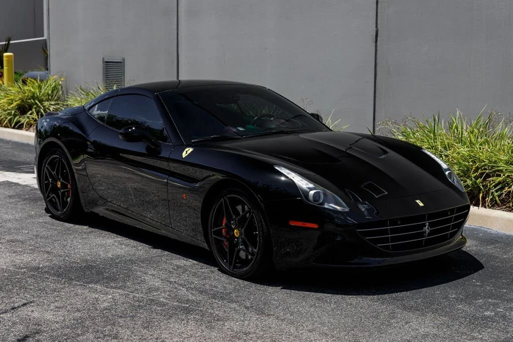 2017 Ferrari California T - Image 7 of 31