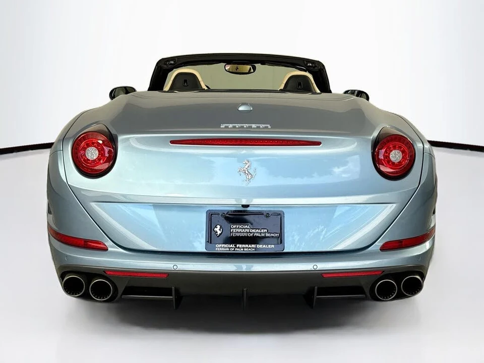 2017 Ferrari California T - Image 6 of 6
