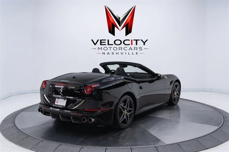 2017 Ferrari California T - Image 14 of 31